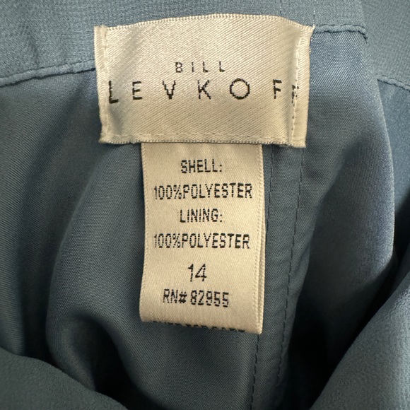 Amazing Dress For a Party - Picture 3 of 4